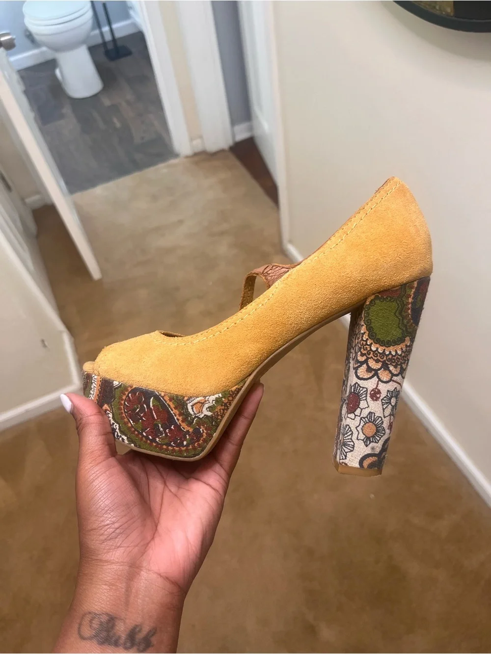 Lucky Brand Tan Suede Peep-Toe Platform Heels